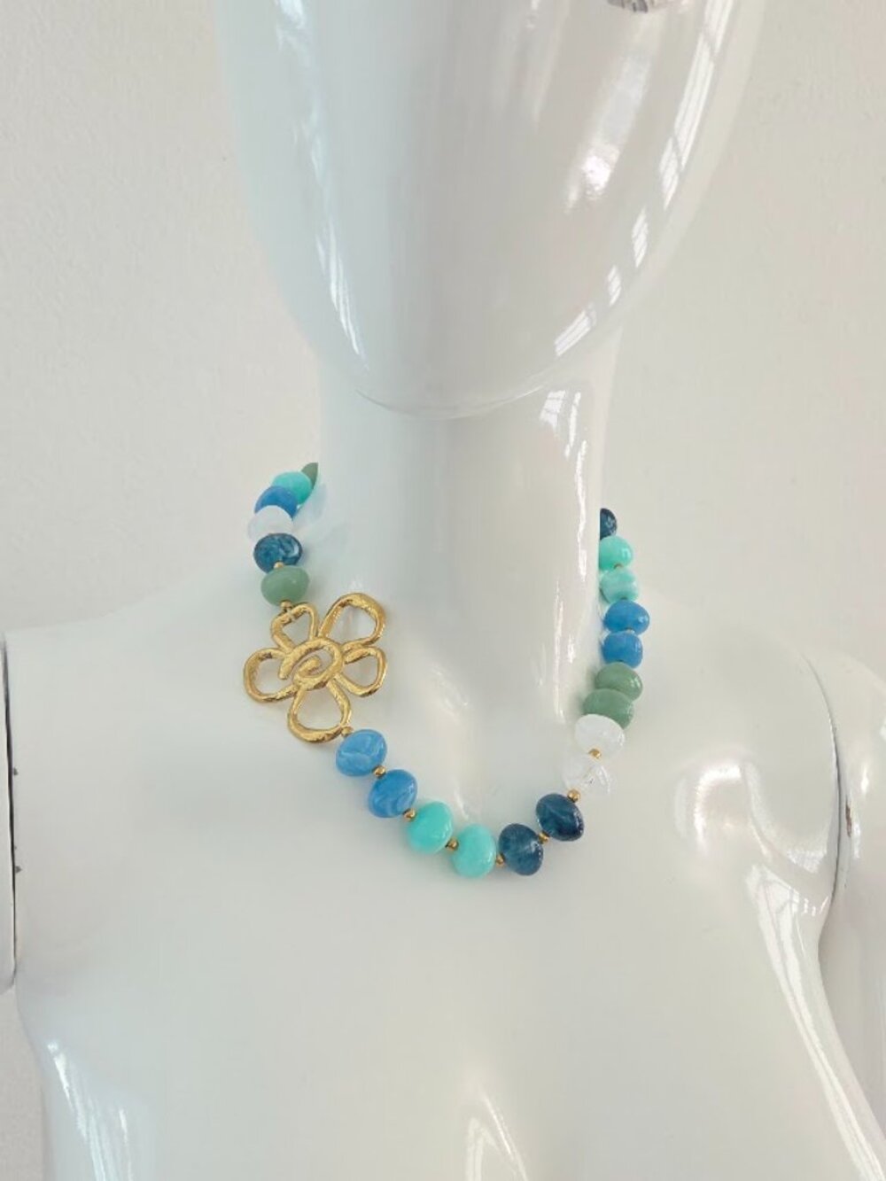 Multicolor Beaded Gold Flower Statement Necklace - Picture 14 of 15